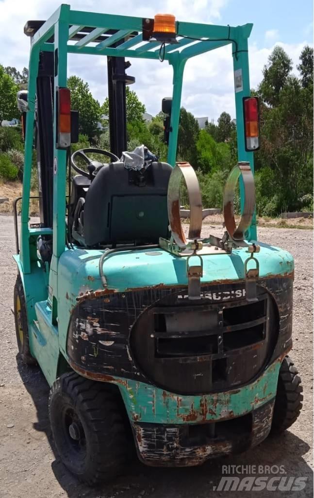Mitsubishi FG25K Carrelli elevatori GPL