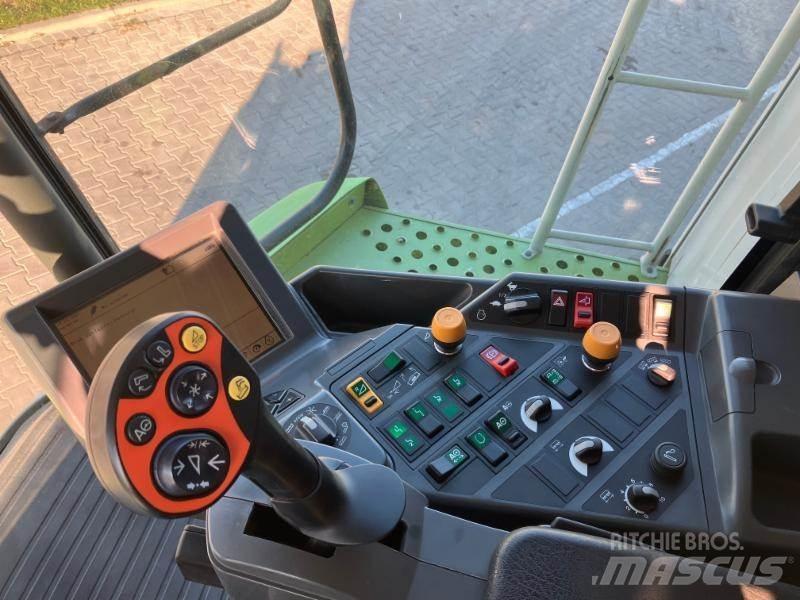 CLAAS LEXION 600 Mietitrebbiatrici