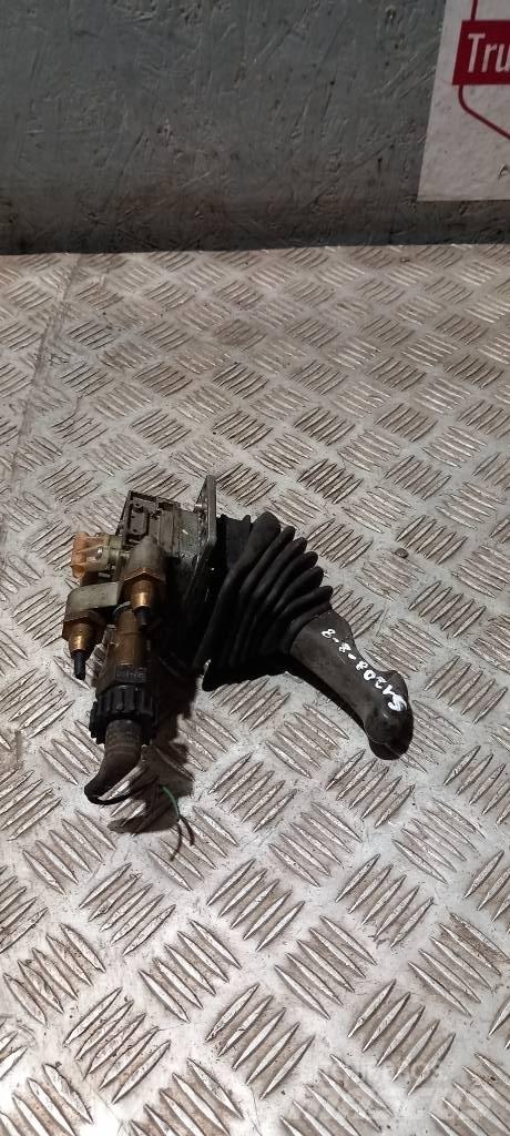 Scania S 94   1408332 Cabine e interni