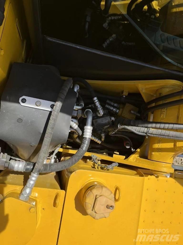 Komatsu PC 70 Escavatori cingolati