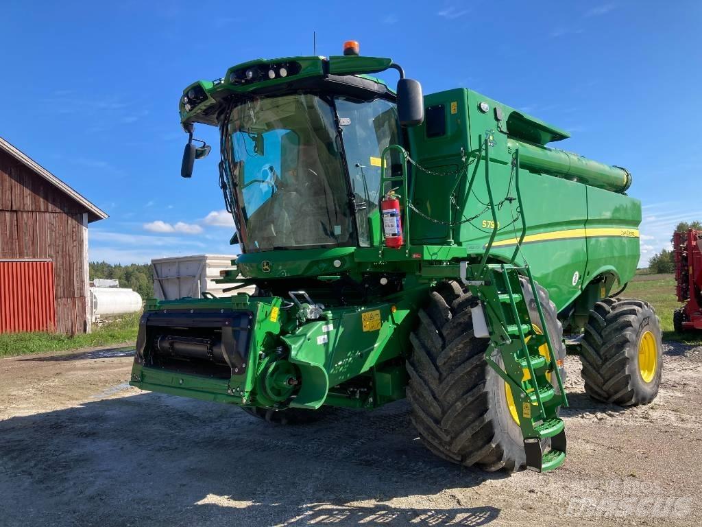 John Deere S790 Mietitrebbiatrici