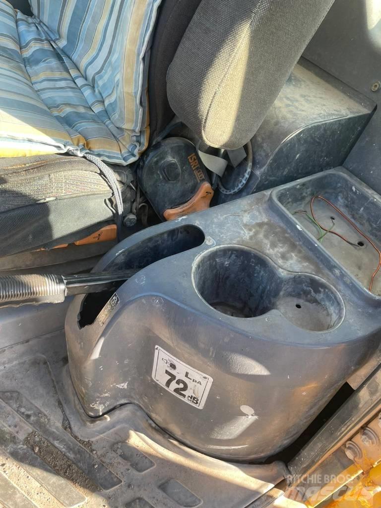 Komatsu WA 200 PT-5 Pale gommate