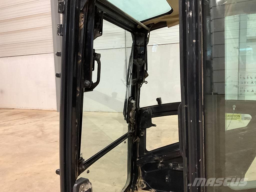 Kubota U 56-5 Cabine e interni