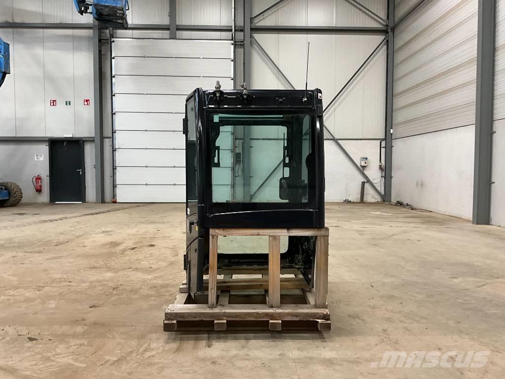 Kubota U 56-5 Cabine e interni
