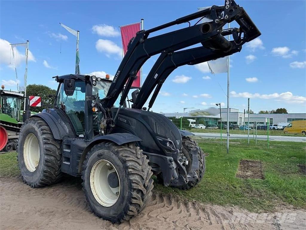 Valtra T 254 Versu Trattori