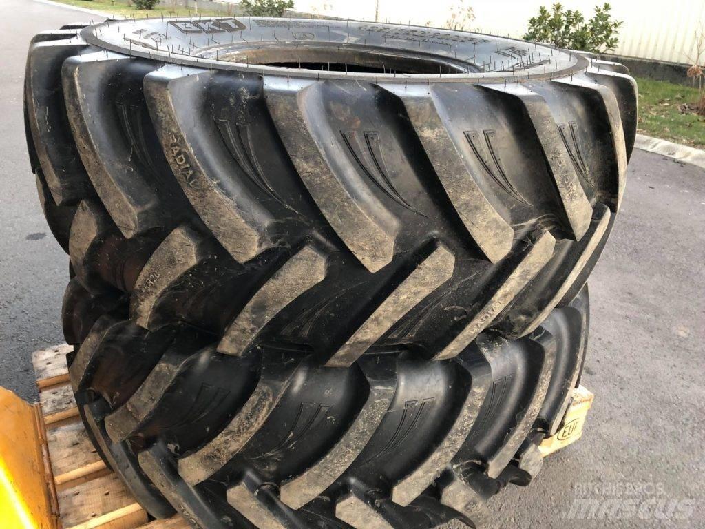 BKT 425/75R20 Pneumatici, ruote e cerchioni