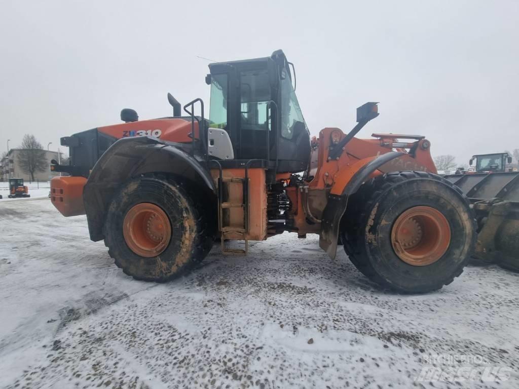 Hitachi ZW 310-6 Pale gommate