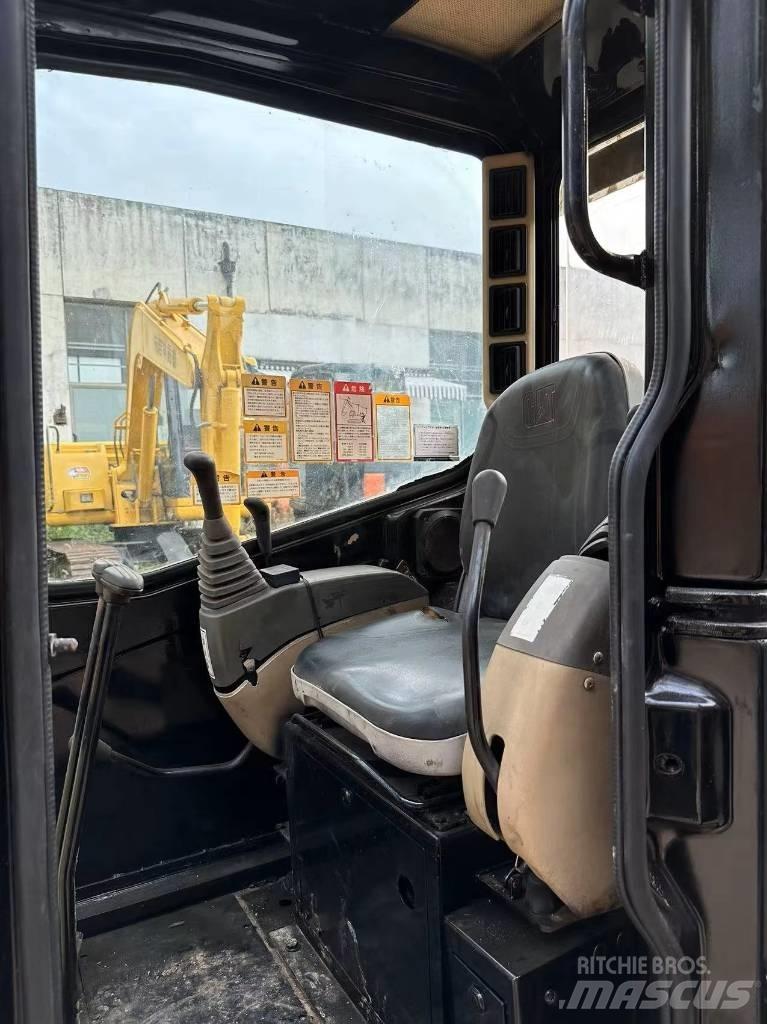 CAT 303 CR Miniescavatori
