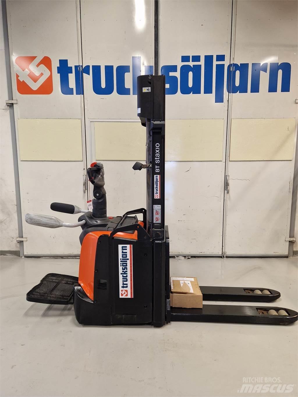 Toyota SPE120L Transpallet uomo a terra