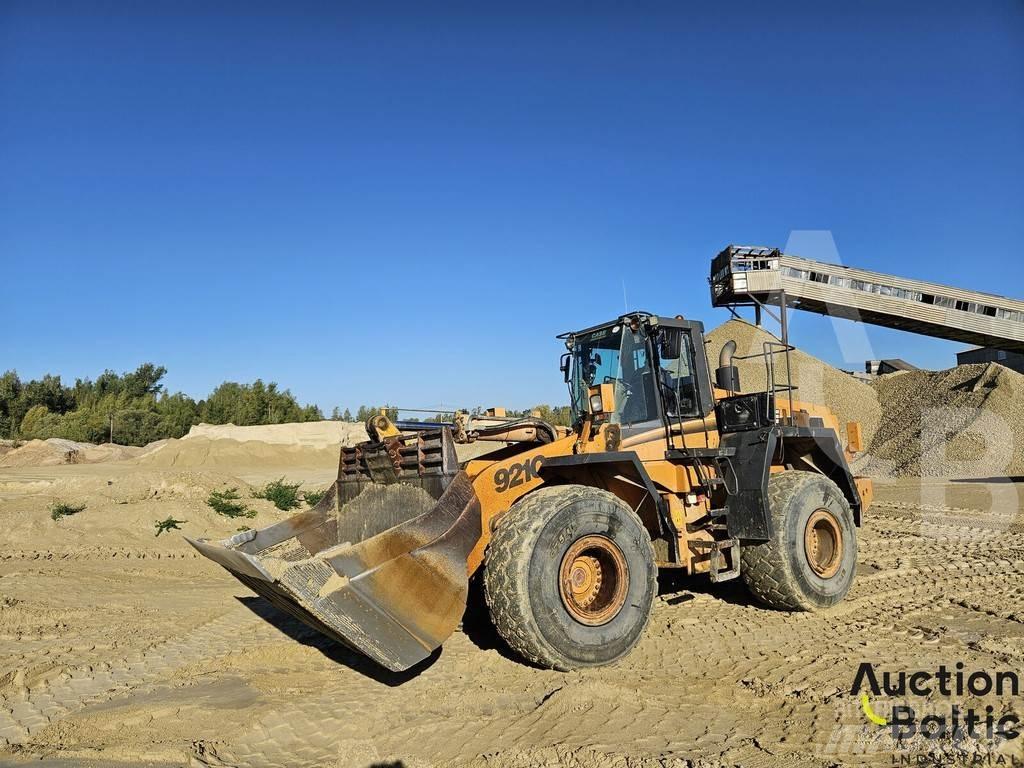 CASE 921C/2 Pale gommate