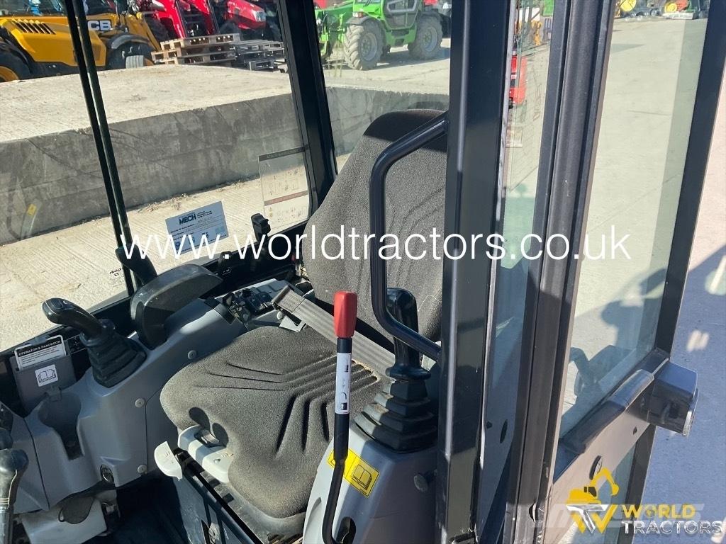 Kubota U 27-4 Miniescavatori