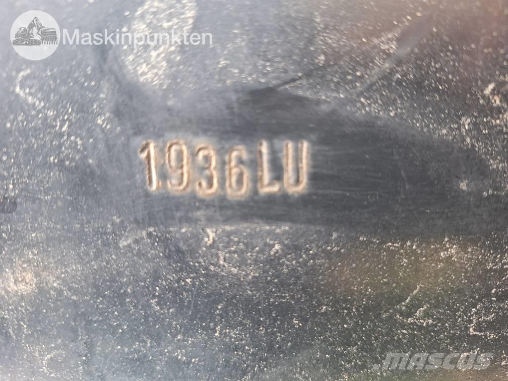 Cranab TL 12 Gru per legname