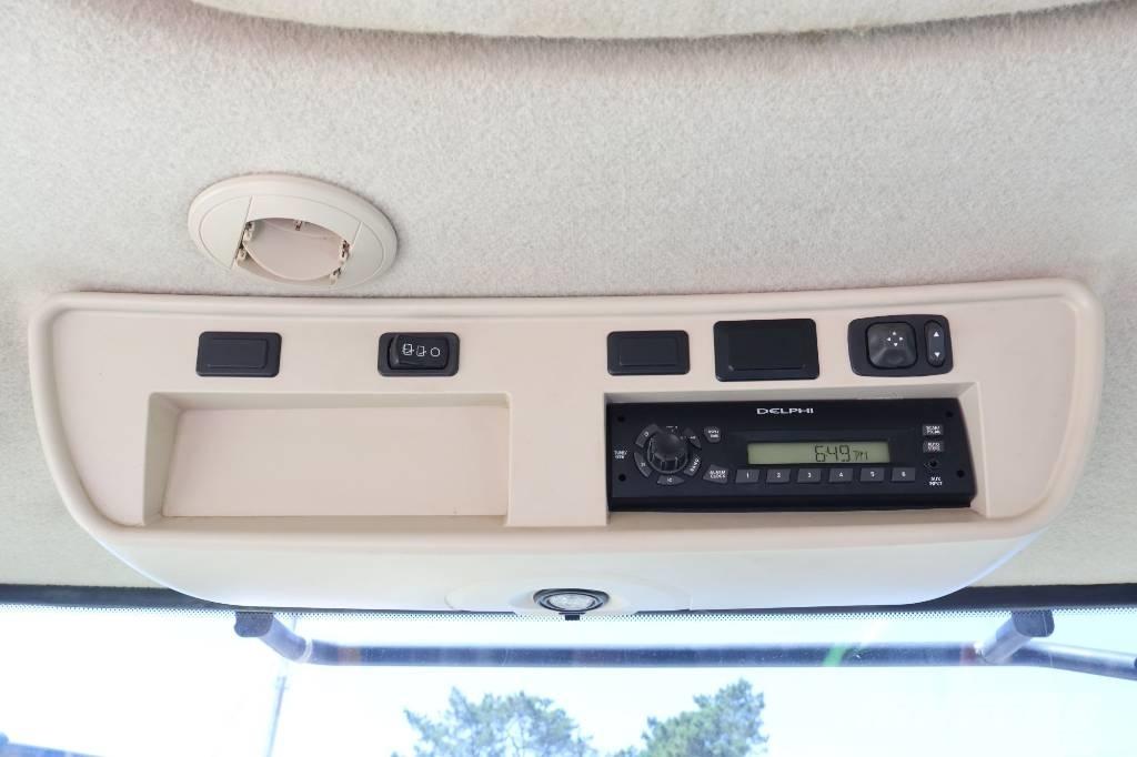 John Deere 7215 R Trattori