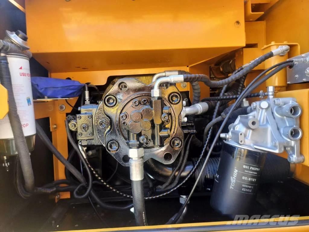 Sany SY215C Escavatori cingolati