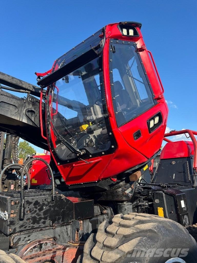 Komatsu 931 XC Abbattitrici, Disboscatrici