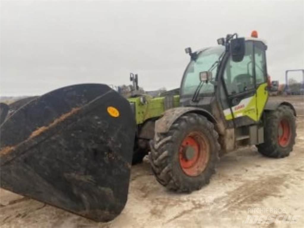 CLAAS 732 Sollevatori telescopici per agricoltura