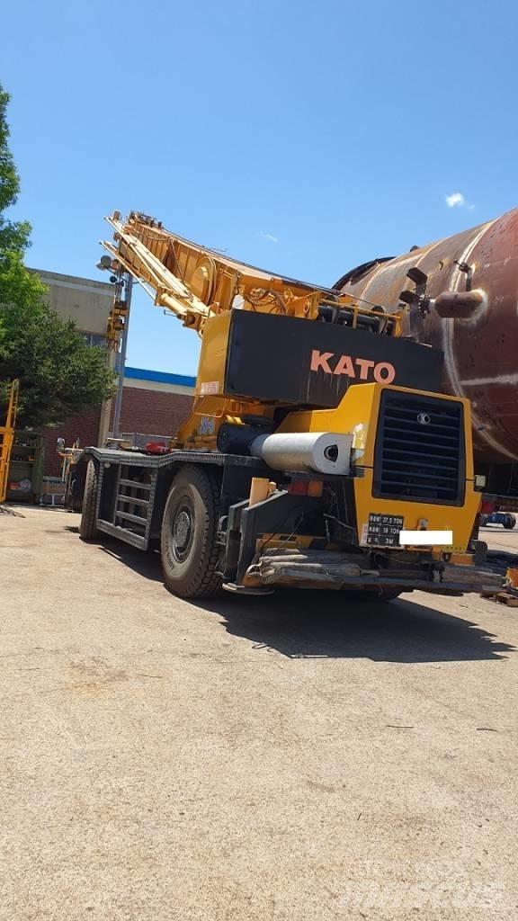 Kato SS 500 Gru per terreni difficili
