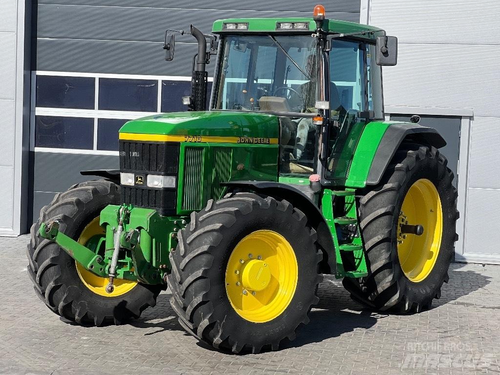 John Deere 7710 PQ Trattori
