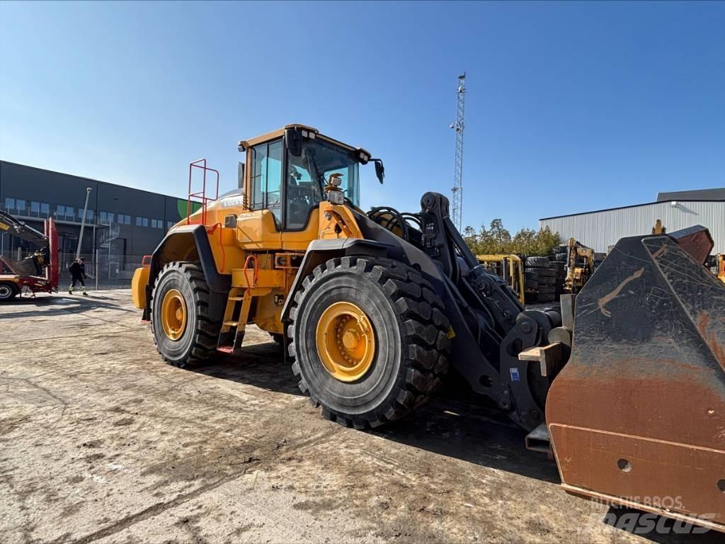 Volvo L180H Pale gommate