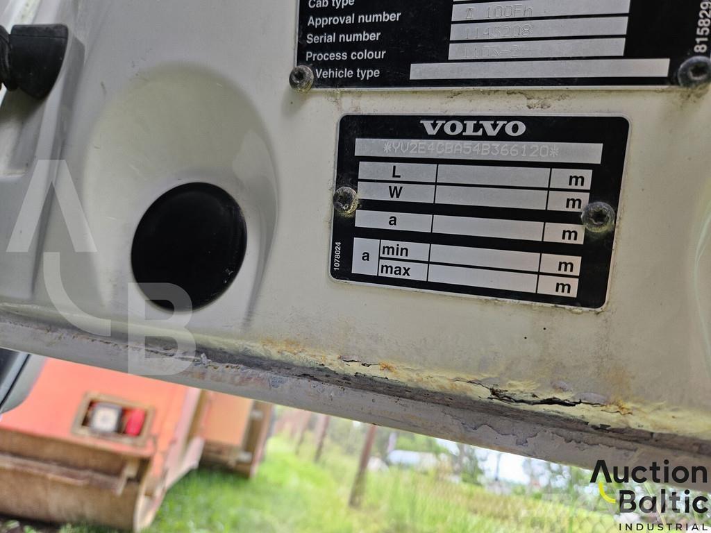 Volvo FL615 Camion cassonati