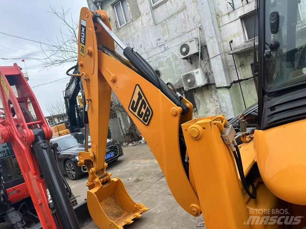 JCB 3 CX Terne