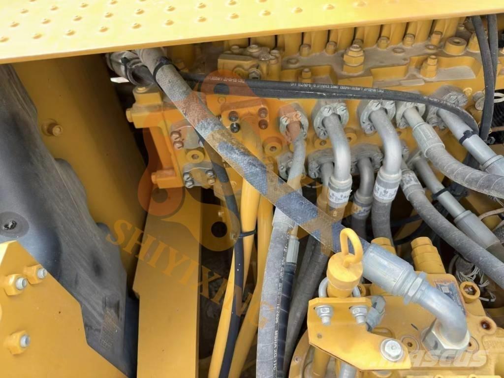CAT 330 Escavatori cingolati