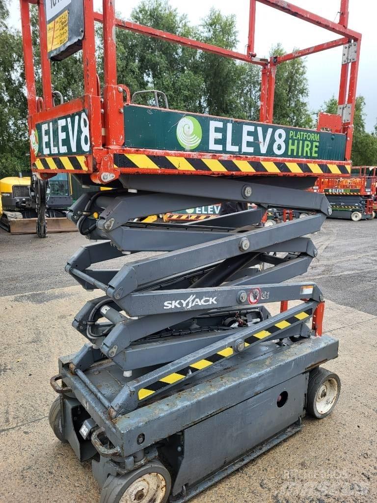 SkyJack 32/19 Piattaforme a pantografo