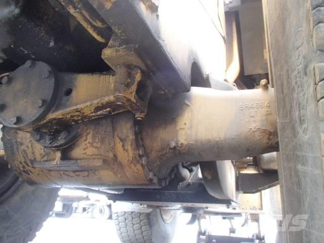 CAT 950 F Pale gommate