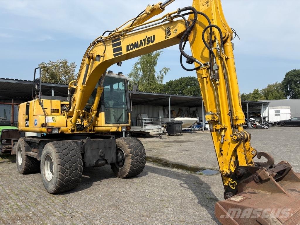 Komatsu PW 130-7K Escavatori gommati