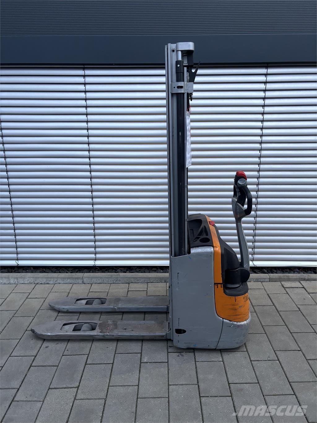 Still EXV 10 Carelli stoccatori  automatici-usati