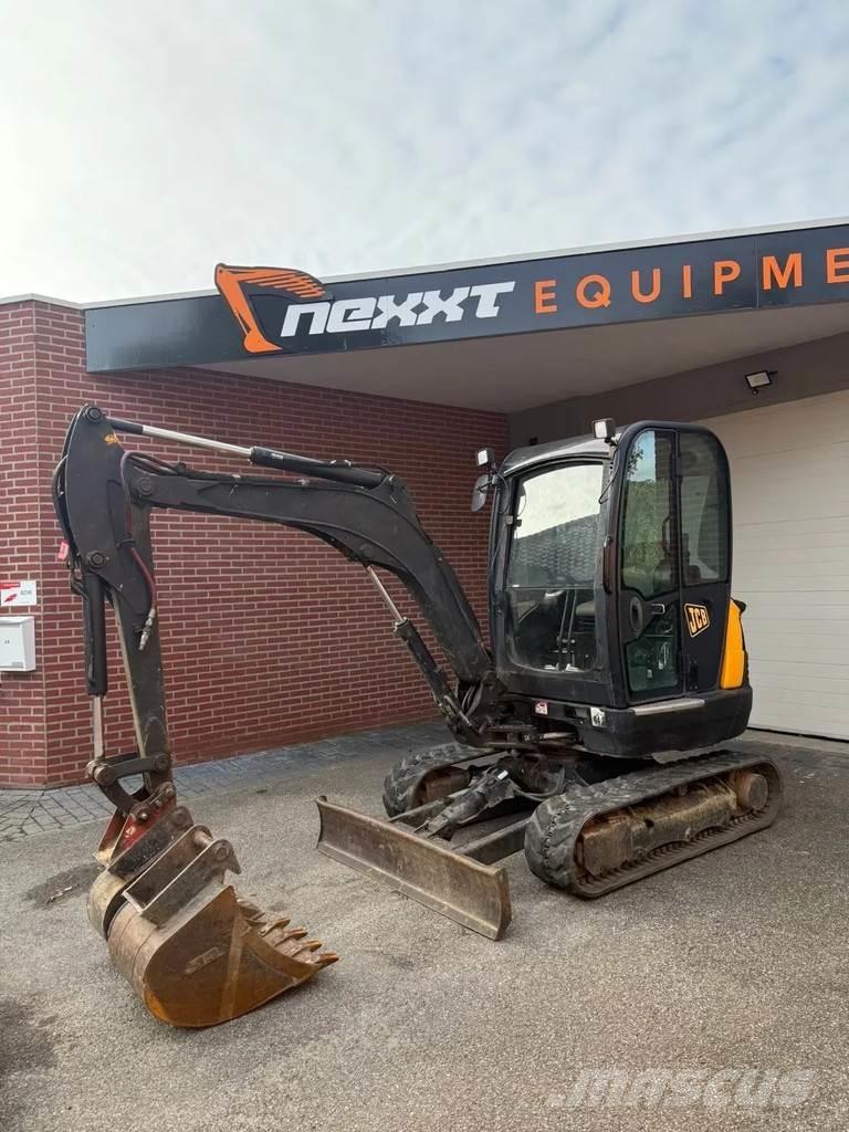 JCB 8026 CTS Miniescavatori