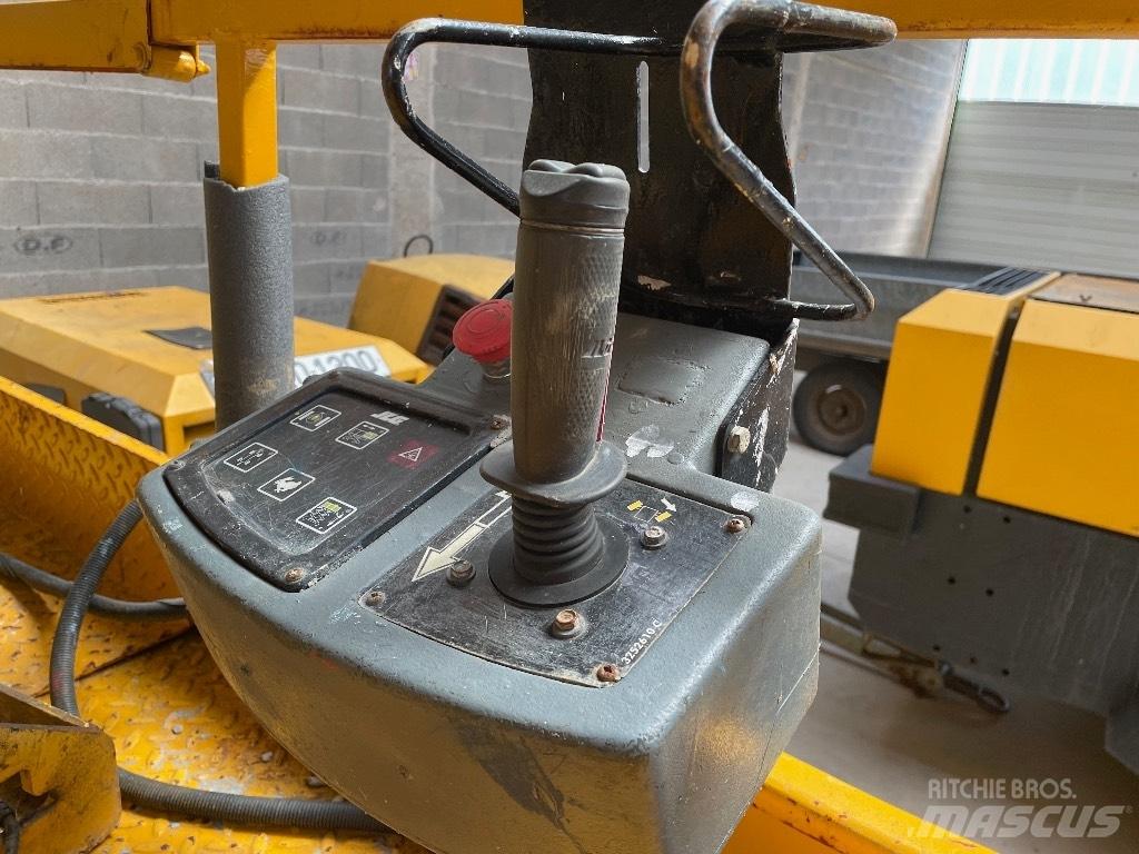 JLG 3246 ** A REPARER** Piattaforme a pantografo