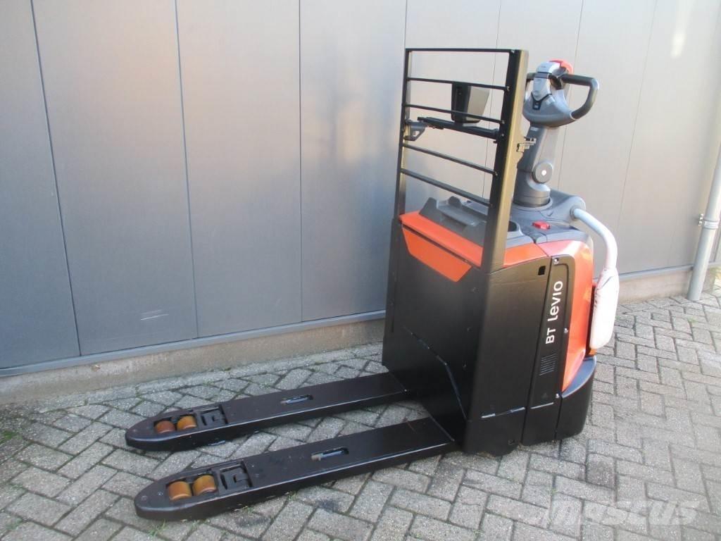 Toyota LPE 200 Carrelli elevatori bassi a piattaforma