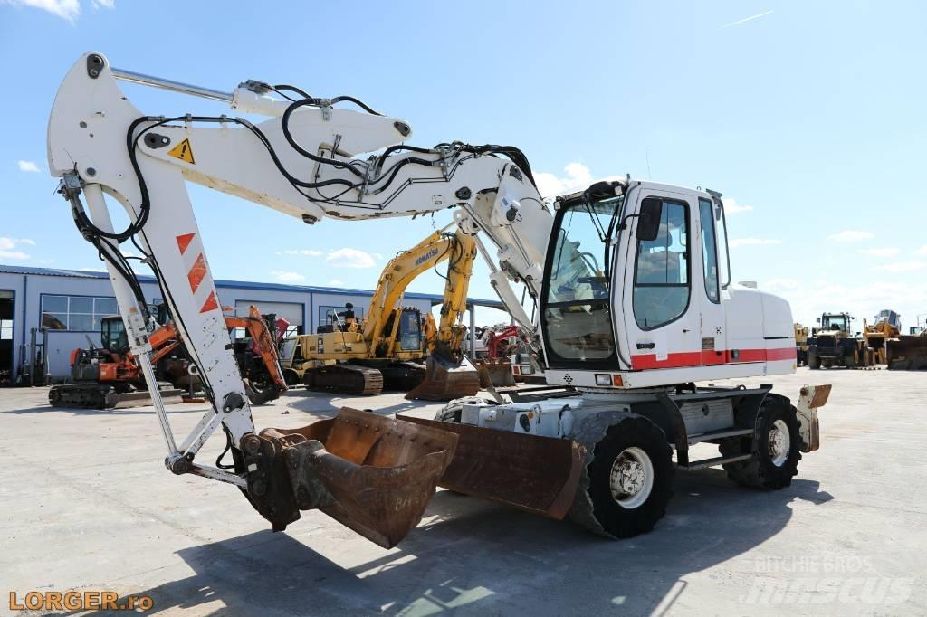 Liebherr A 314 Escavatori gommati