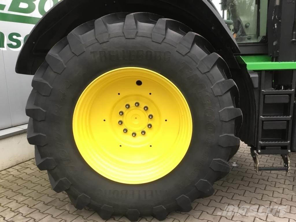 John Deere 7R330 Trattori