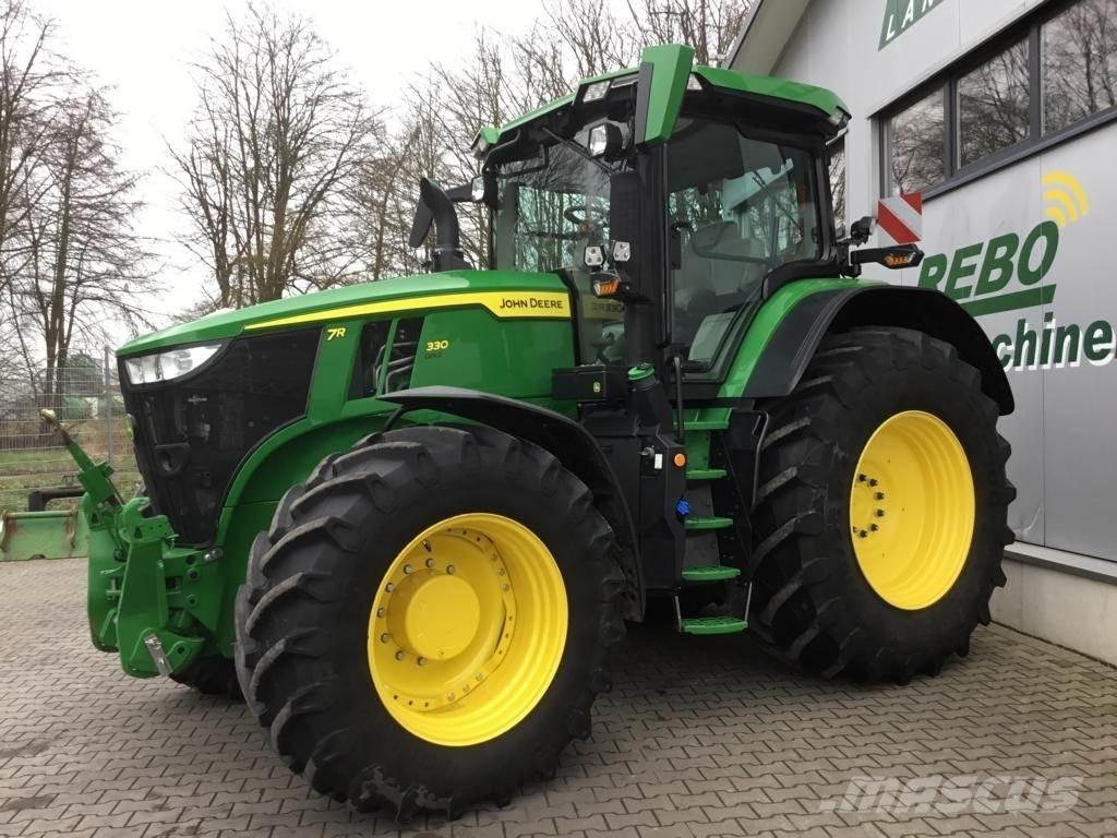John Deere 7R330 Trattori