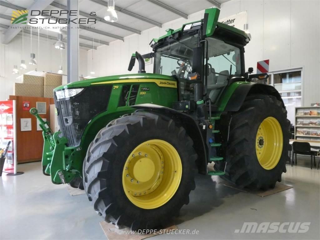 John Deere 7R 330 Trattori
