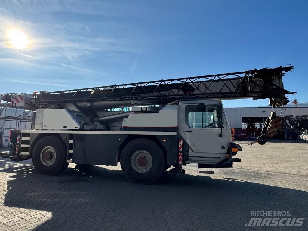 Liebherr LTM 1030-2 Gru per tutti i terreni