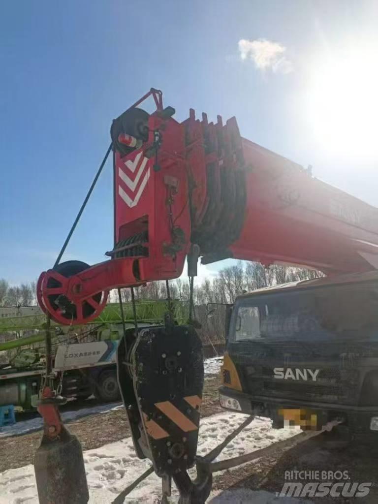 Sany STC 900 Gru per tutti i terreni