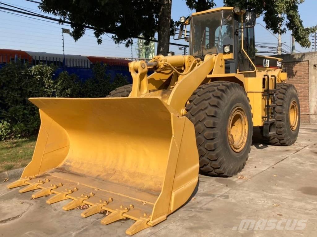CAT 966 F II Pale gommate