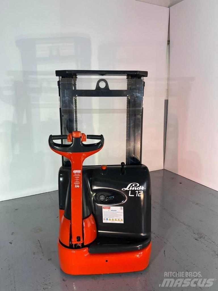 Linde L12 Carelli stoccatori  automatici-usati