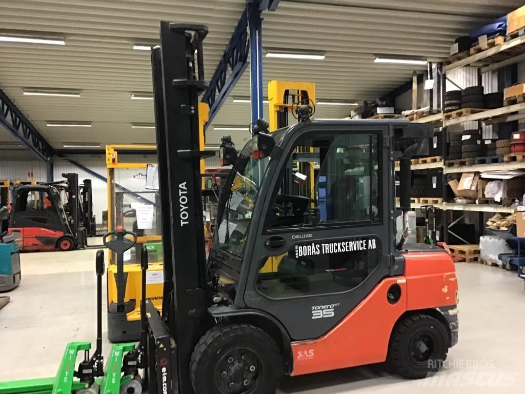 Toyota 06-8 FDJ 35 F Carrelli elevatori diesel