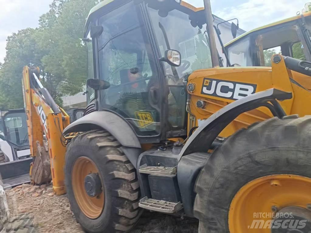 JCB 4CX Terne