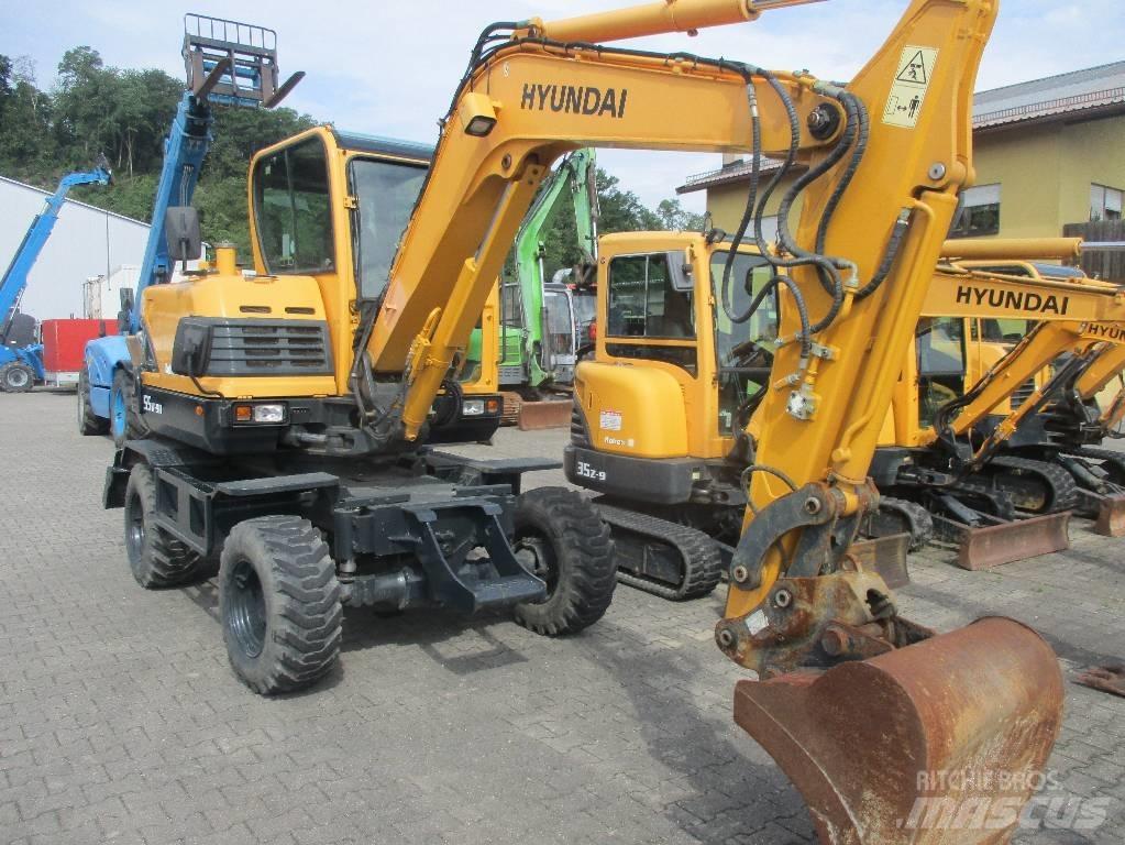 Hyundai Robex 55W-9 Escavatori gommati
