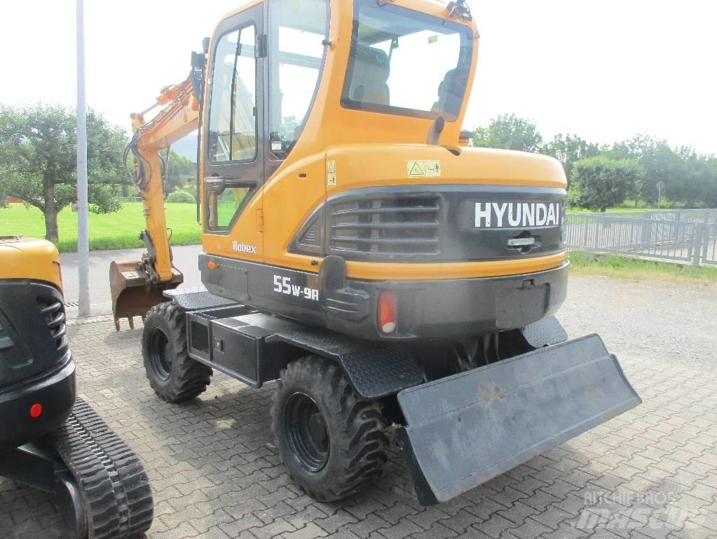Hyundai Robex 55W-9 Escavatori gommati