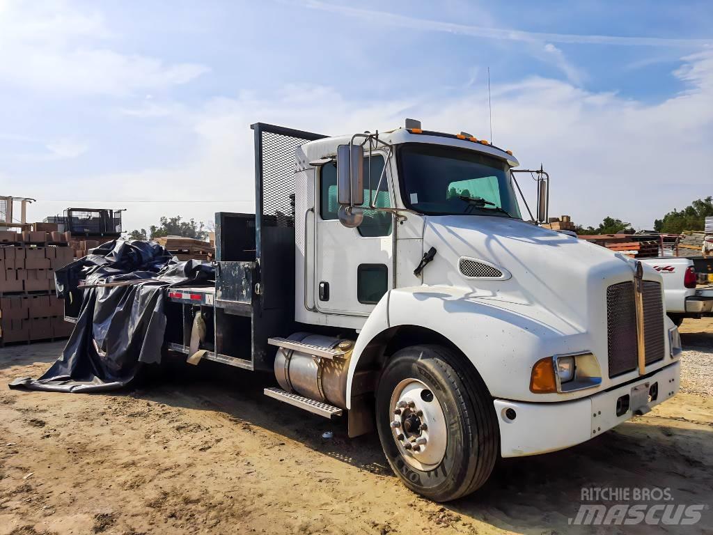 Kenworth T 300 Camion con sponde ribaltabili