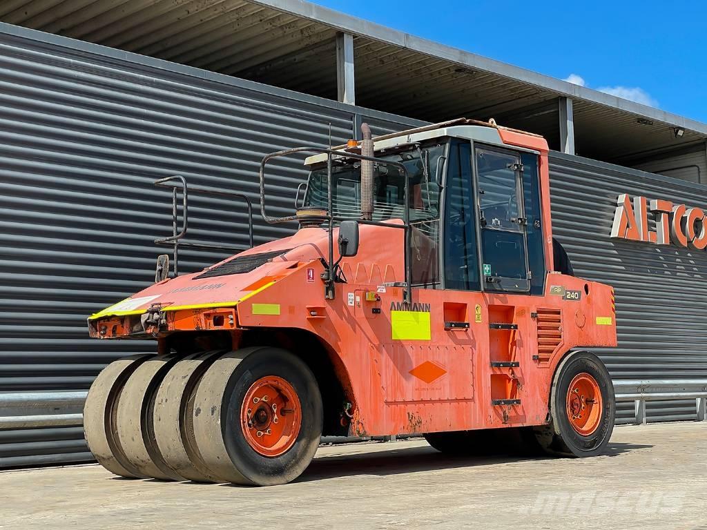 Ammann AP 240 Rulli gommati