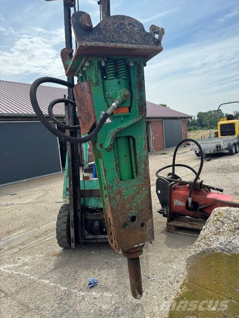Montabert V 1200 BRH Martelli idraulici per pali