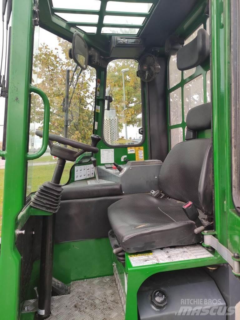 Combilift C4500 Carico laterale