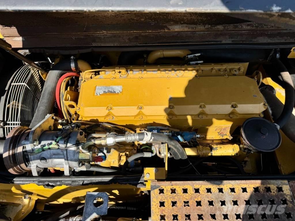 CAT M 318 MH Escavatori gommati